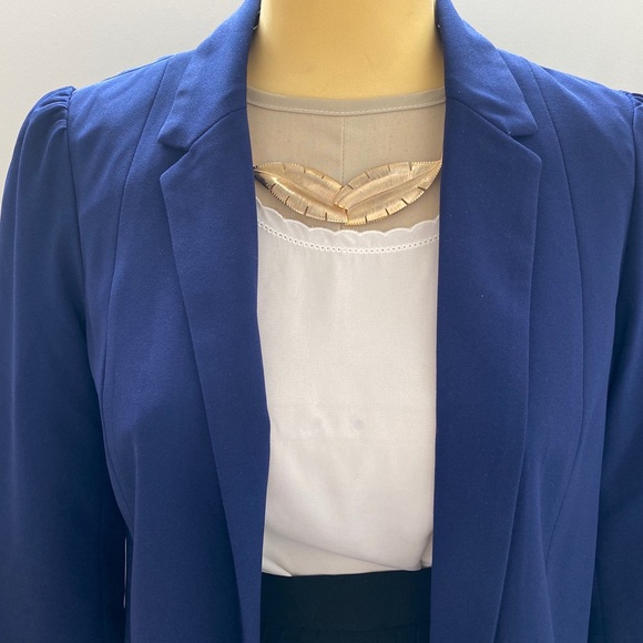 Mid length open blazer - Picture 2 of 9